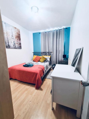 Stunning 3 Bedroom Flat In Stockwell